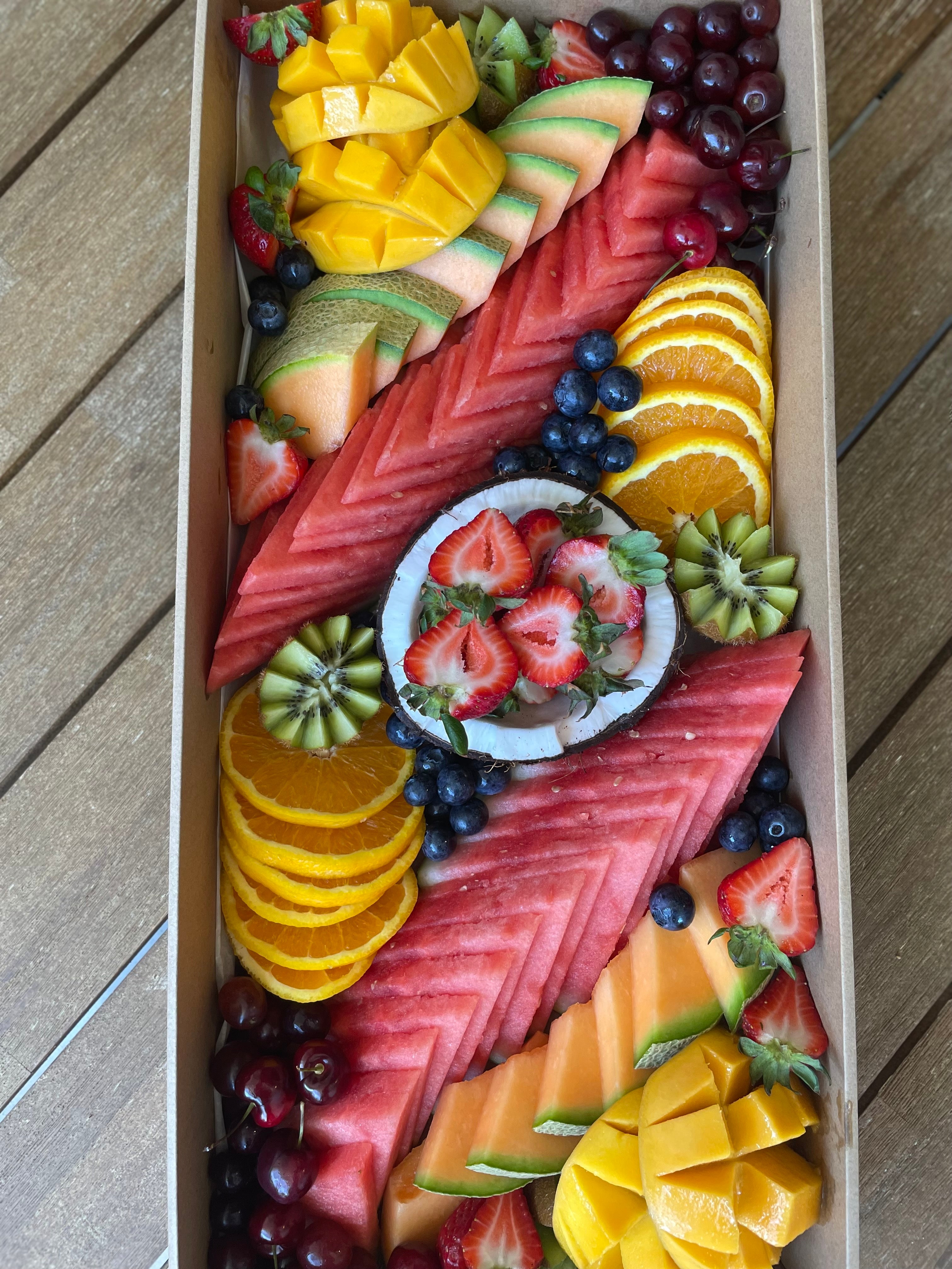 SEASONAL FRUIT PLATTER GOLD COAST GRAZING BOX CO Grazing Box Co